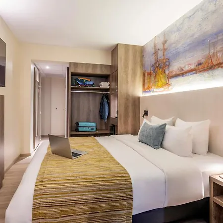 Mercure 4*