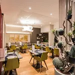 Mercure Hotel